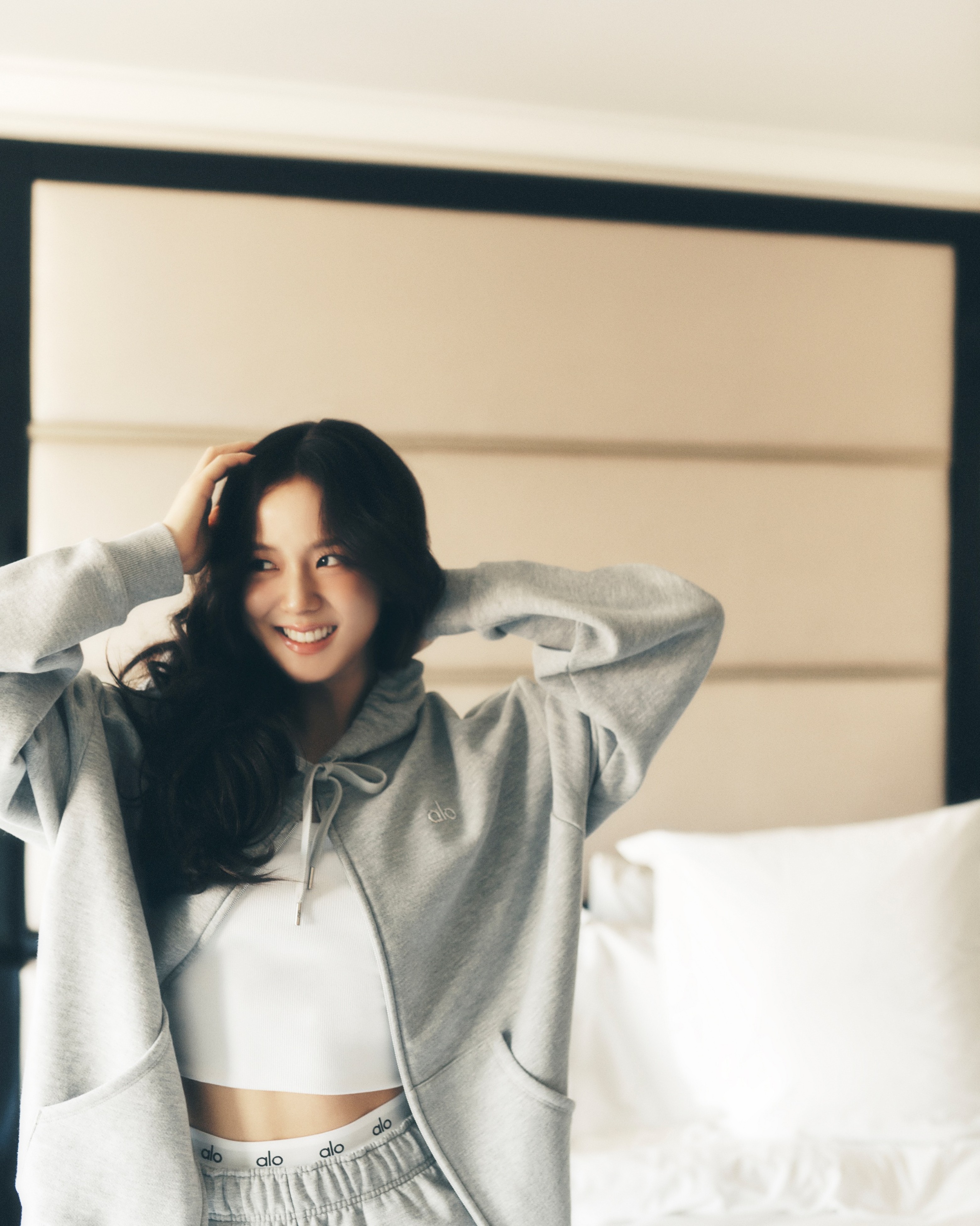 알로와 블랙핑크 지수의 두 번째 캠페인